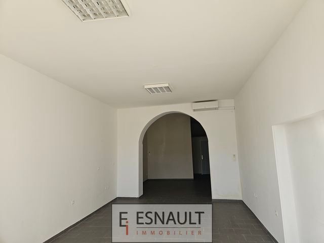 Location Commerce Sète 34200