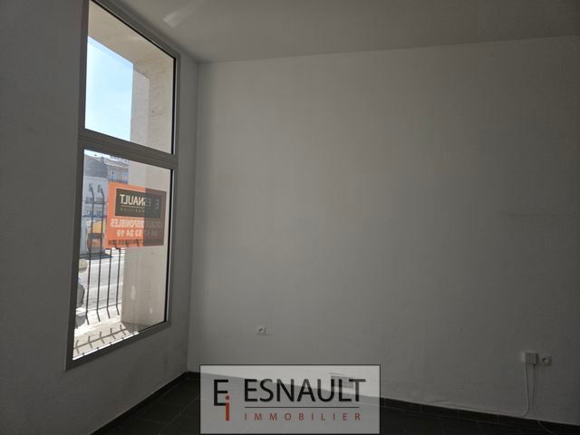 Location Commerce Sète 34200