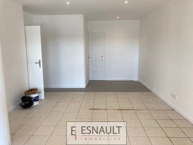 Location Commerce Sète 34200