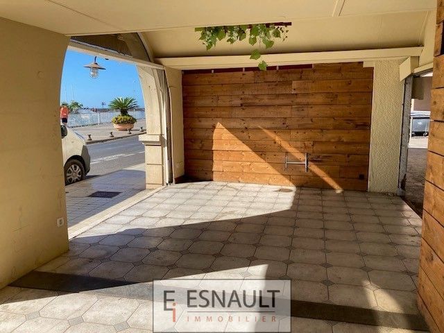 Location Commerce Sète 34200