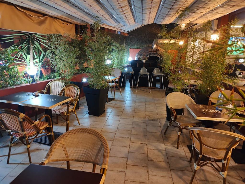 commerce en vente sur GIGEAN (34770)