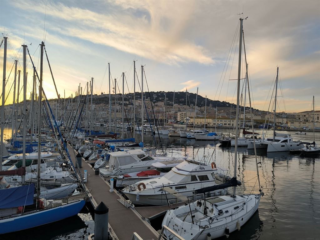 Vente Commerce Sète 34200