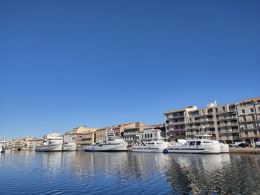Location Commerce Sète 34200