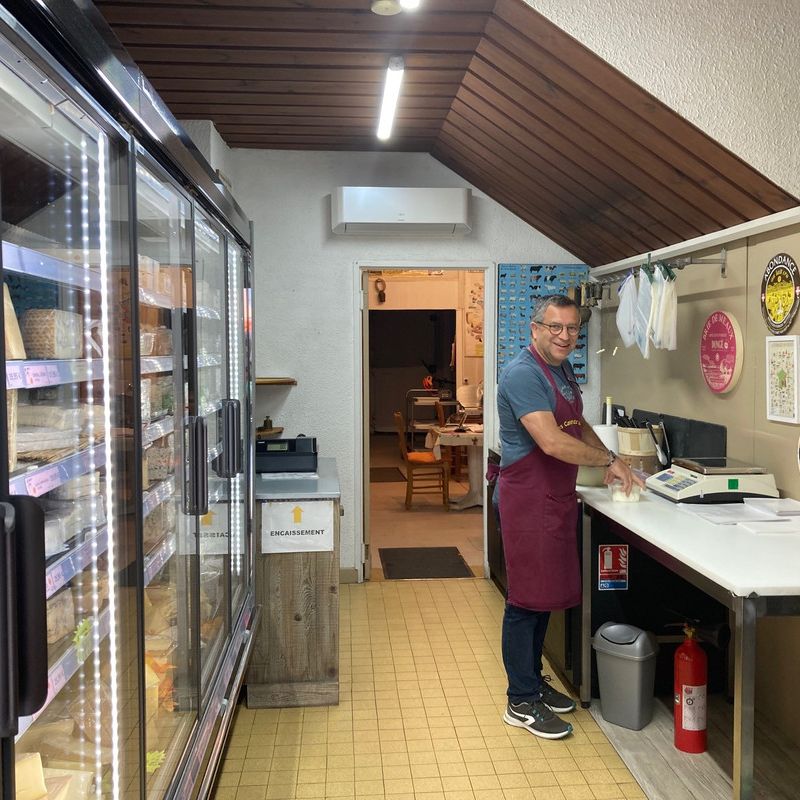SETE - LA CREMERIE -FROMAGERIE LOU PASTROU CHANGE DE MAIN