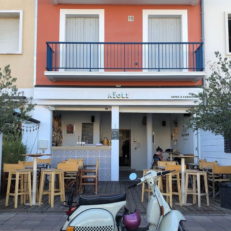 BYE-BYE AÏOLI - BONJOUR LES MORUES